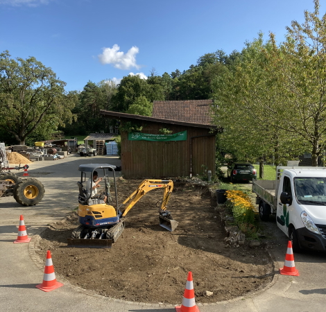 Rodung Staudengarten Aushub
